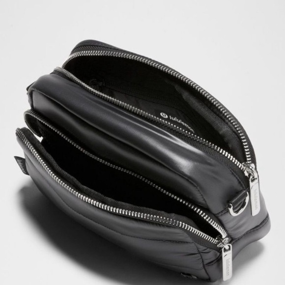 NWT Lululemon Everywhere Crossbody Bag 2L Wunder Puff - Picture 4 of 11